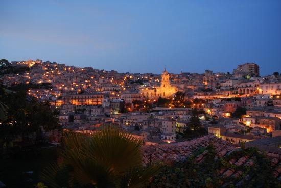 Palazzo Il Cavaliere B&B De Charme Modica Kültér fotó