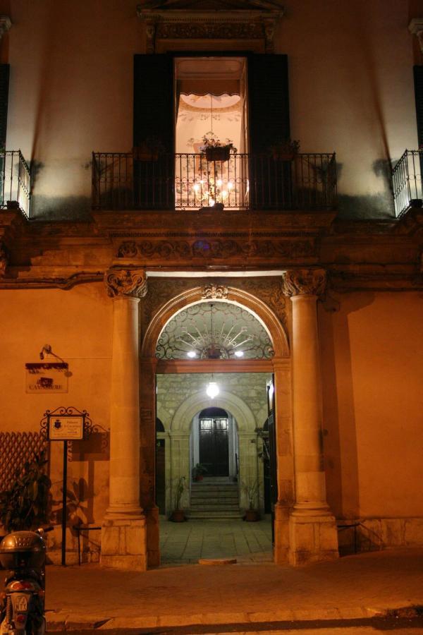 Palazzo Il Cavaliere B&B De Charme Modica Kültér fotó